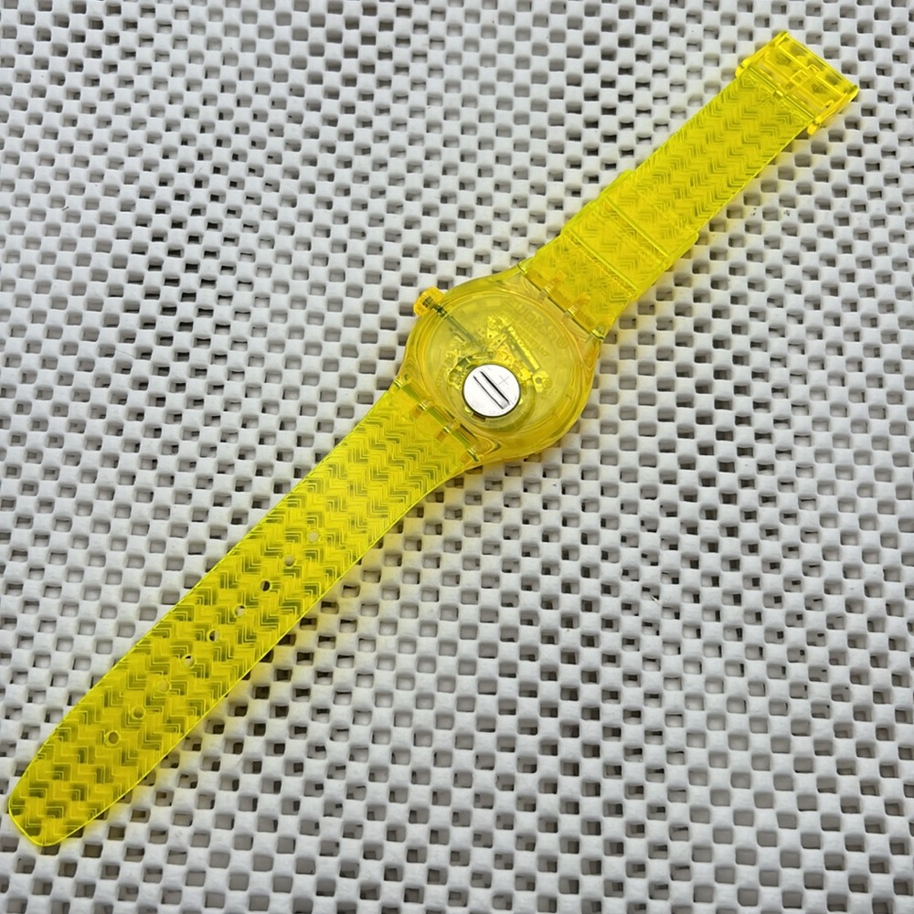Swatch Watch- SUUJ101 - LEMON PROFOND - Picture 6 of 10